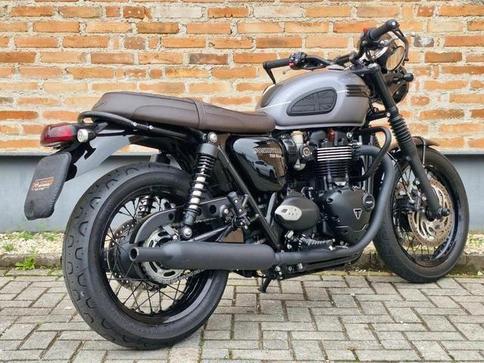 TRIUMPH BONNEVILLE T120 BLACK