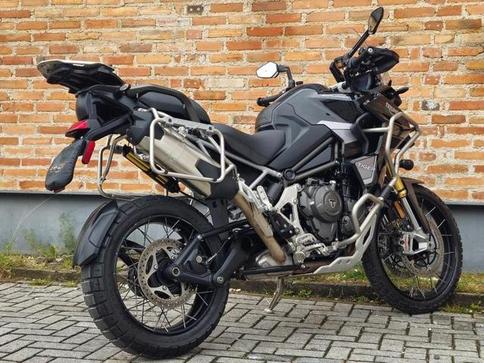TRIUMPH TIGER 1200 RALLY EXPLORER