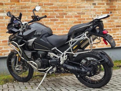 TRIUMPH TIGER 1200 RALLY EXPLORER