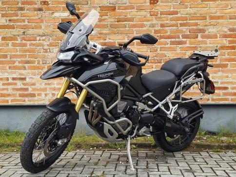 TRIUMPH TIGER 1200 RALLY EXPLORER