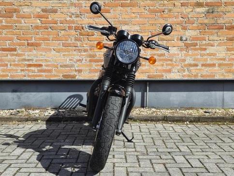 TRIUMPH BONNEVILLE T120 BLACK