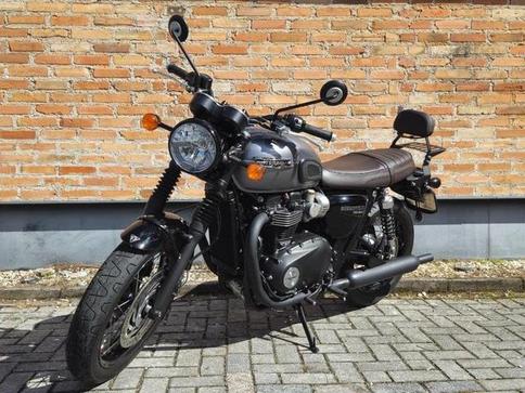 TRIUMPH BONNEVILLE T120 BLACK