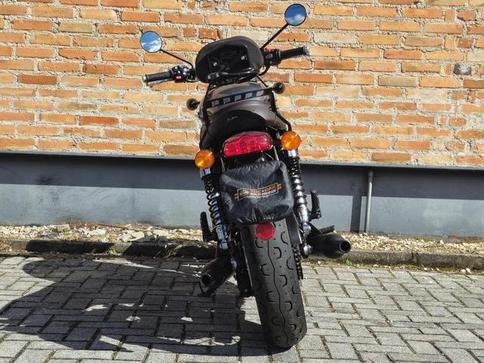 TRIUMPH BONNEVILLE T120 BLACK