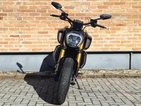 DUCATI DIAVEL 1260 S