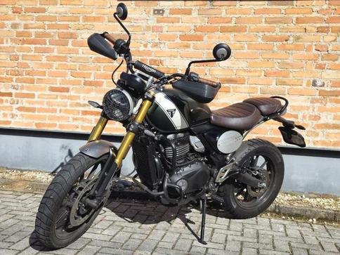 TRIUMPH SCRAMBLER 400X