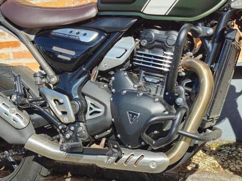 TRIUMPH SCRAMBLER 400X