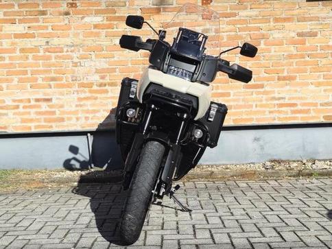 HARLEY-DAVIDSON PAN AMERICA 1250 SPECIAL