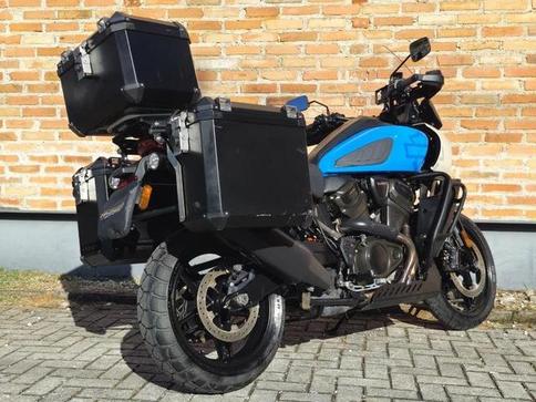 HARLEY-DAVIDSON PAN AMERICA 1250 SPECIAL