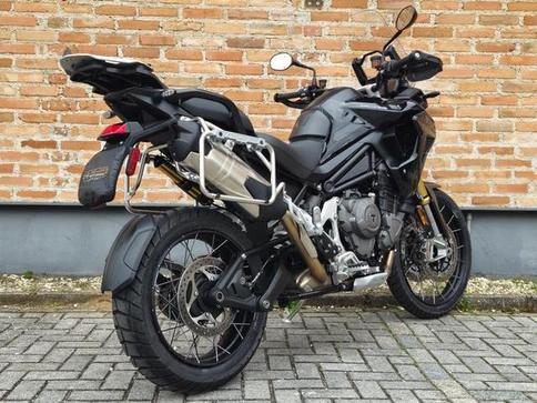 TRIUMPH TIGER 1200 RALLY BLACK EDITION