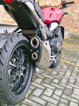 HONDA CB 1000 R