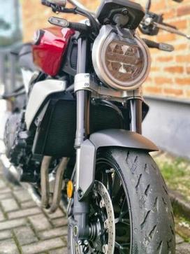 HONDA CB 1000 R