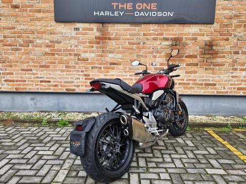 HONDA CB 1000 R