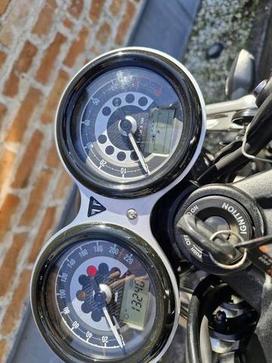TRIUMPH SPEED TWIN