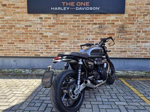 TRIUMPH SPEED TWIN