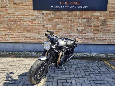 TRIUMPH SPEED TWIN