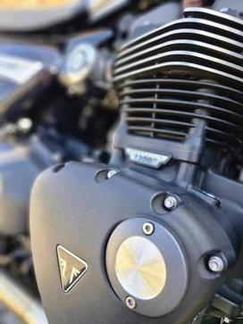 TRIUMPH SPEED TWIN