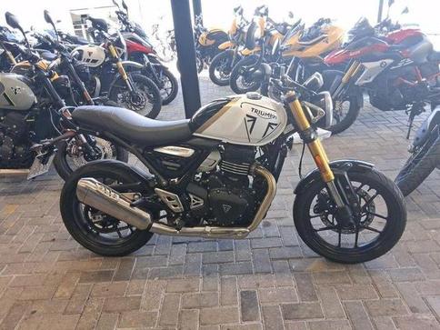TRIUMPH SPEED 400