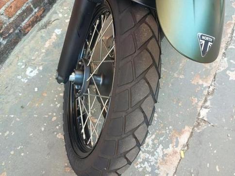 TRIUMPH SCRAMBLER 900