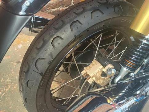 ROYAL ENFIELD Interceptor 650cc ABS