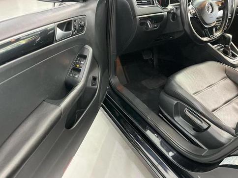 VOLKSWAGEN JETTA HIGHLINE TSI 2.0 211CV