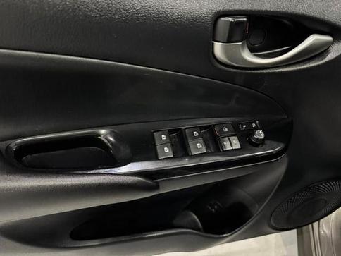 TOYOTA YARIS 1.5 16V FLEX SEDAN XS CONNECT MULTIDRIVE