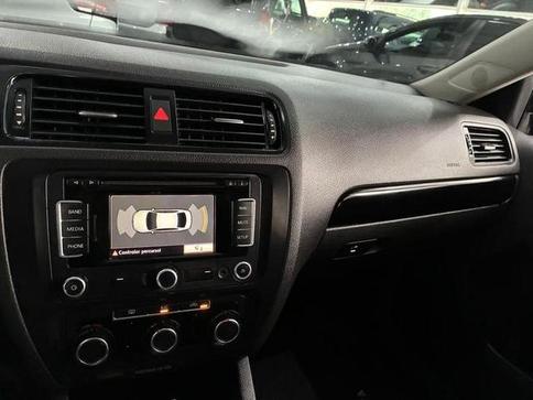 VOLKSWAGEN JETTA 2.0