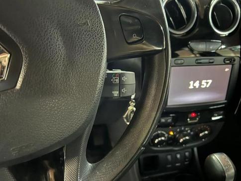 RENAULT DUSTER OROCH 2.0 16V FLEX DYNAMIQUE 4P AUTOMATICO