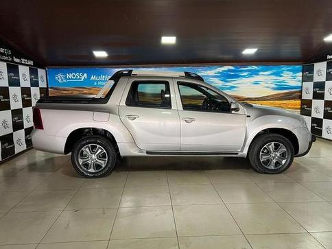 RENAULT DUSTER OROCH 2.0 16V FLEX DYNAMIQUE 4P AUTOMATICO