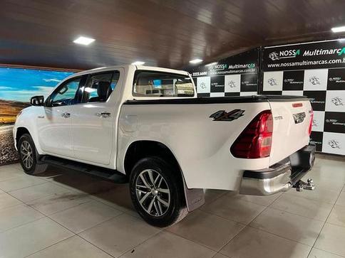 TOYOTA HILUX 2.8 SRV 4X4 CD 16V