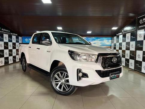 TOYOTA HILUX 2.8 SRV 4X4 CD 16V