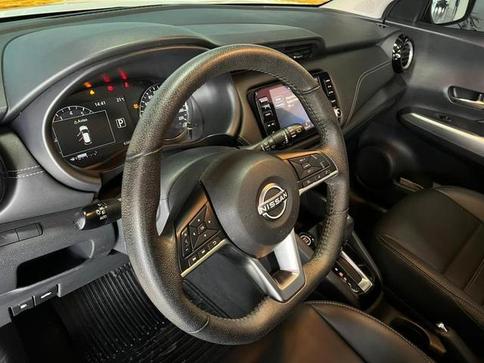 NISSAN KICKS ADVANCE CVT