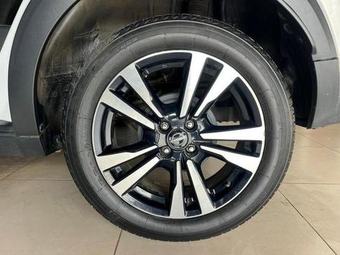 NISSAN KICKS ADVANCE CVT