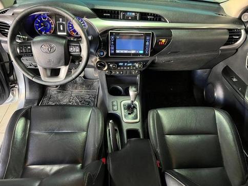 TOYOTA HILUX 2.8 SRX 4X4 2.8 TDI 16V DIESEL AUT