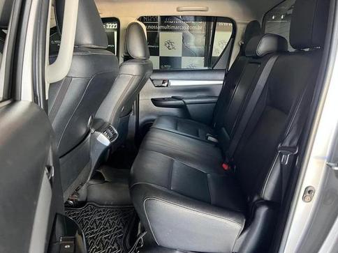 TOYOTA HILUX 2.8 SRX 4X4 2.8 TDI 16V DIESEL AUT