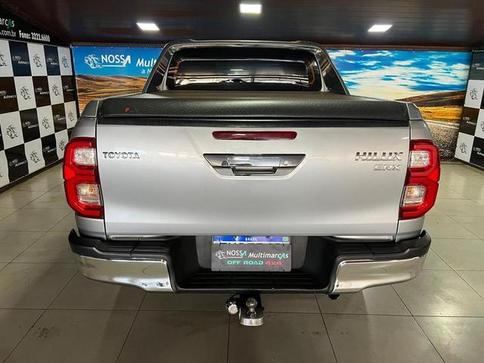 TOYOTA HILUX 2.8 SRX 4X4 2.8 TDI 16V DIESEL AUT