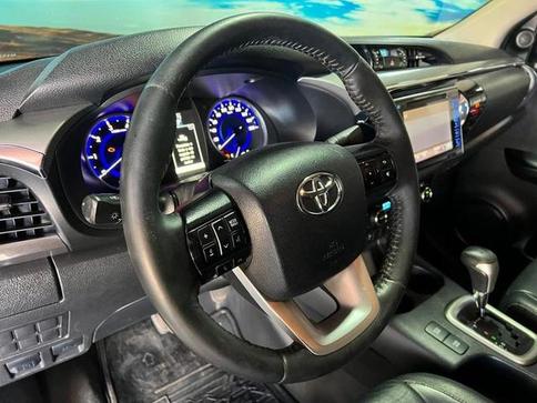 TOYOTA HILUX 2.8 SRX 4X4 2.8 TDI 16V DIESEL AUT