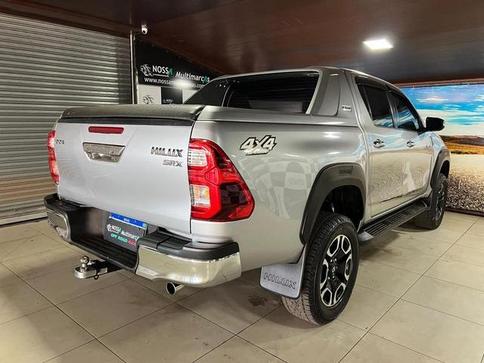 TOYOTA HILUX 2.8 SRX 4X4 2.8 TDI 16V DIESEL AUT