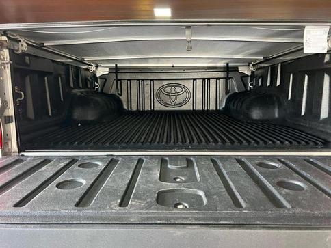 TOYOTA HILUX 2.8 SRV 4X4 CD 16V DIESEL 4P AUT