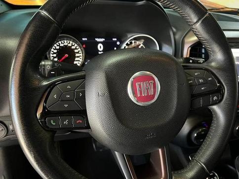 FIAT TORO RANCH AT9 4X4