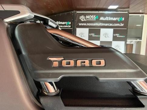 FIAT TORO RANCH AT9 4X4