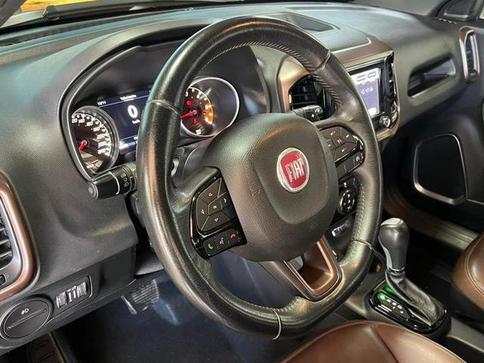 FIAT TORO RANCH AT9 4X4