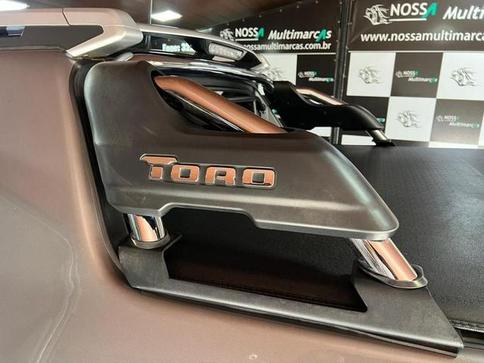 FIAT TORO RANCH AT9 4X4