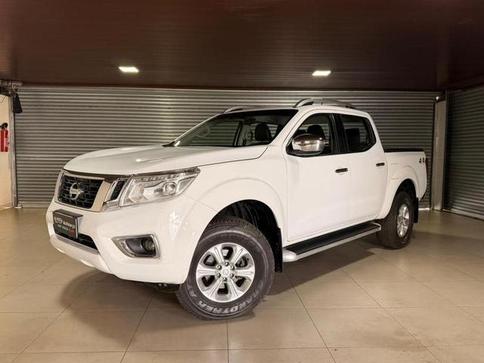 NISSAN FRONTIER LEATX4