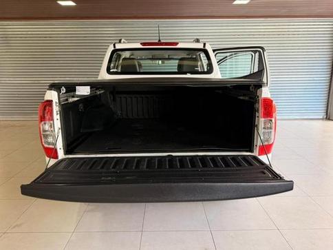 NISSAN FRONTIER LEATX4