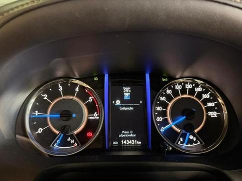 TOYOTA Hilux SW4 Diamond 2.8 TB 4x4 Die. Aut.