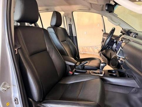 TOYOTA HILUX 2.8 SRX 4X4 2.8 TDI 16V DIESEL AUT