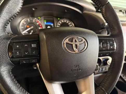 TOYOTA HILUX 2.8 SRX 4X4 2.8 TDI 16V DIESEL AUT