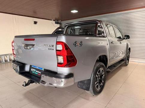 TOYOTA HILUX 2.8 SRX 4X4 2.8 TDI 16V DIESEL AUT