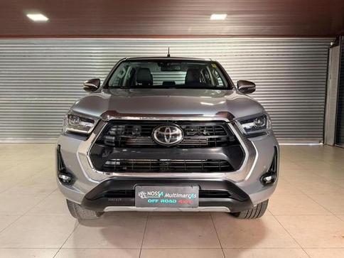 TOYOTA HILUX 2.8 SRX 4X4 2.8 TDI 16V DIESEL AUT