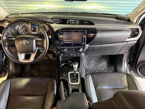 TOYOTA HILUX 2.8 SRX 4X4 2.8 TDI 16V DIESEL AUT